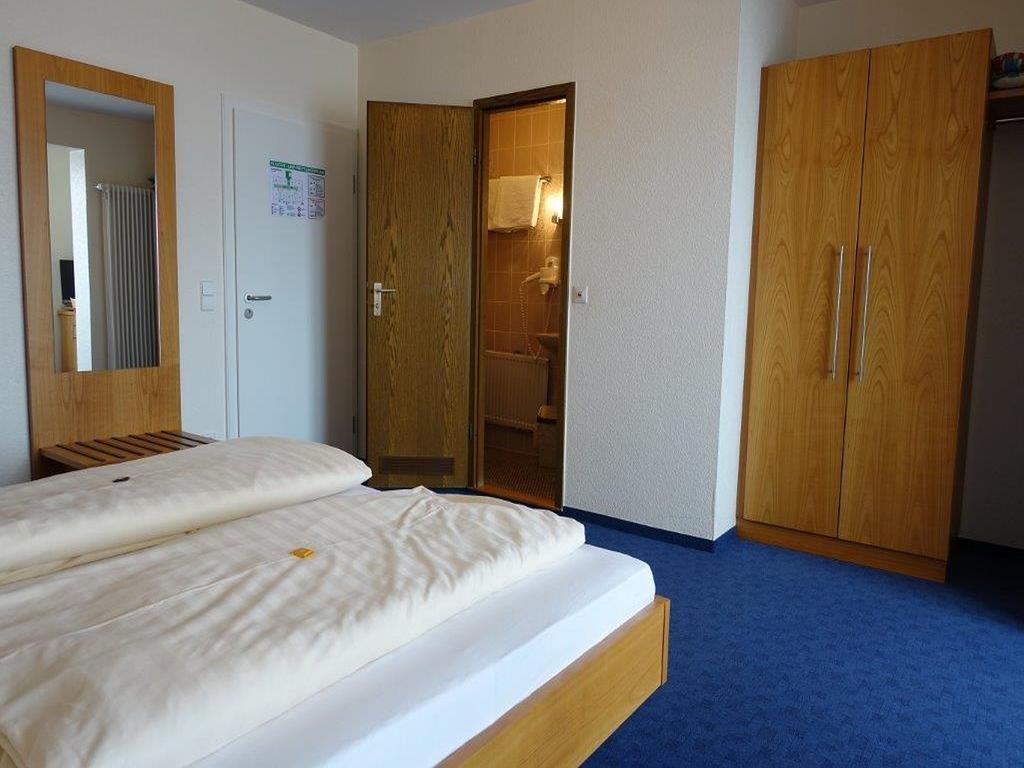 Hotel Gasthaus Krone Immenstaad am Bodensee Exteriör bild